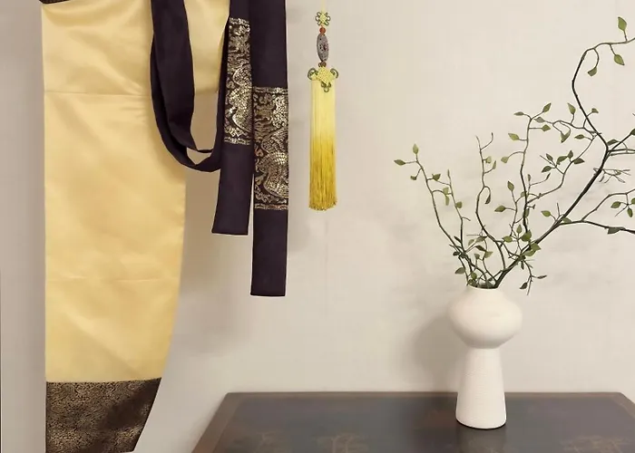 Apartment Itaewon Namsan House Free Hanbok Experience For Couples 10-min Walk To Namsan Park 15-min Walk To Noksapyeong Station Seoul