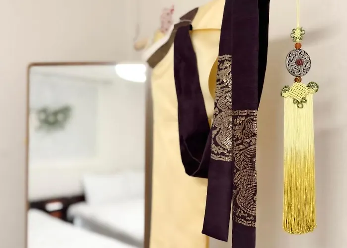 Apartment Itaewon Namsan House Free Hanbok Experience For Couples 10-min Walk To Namsan Park 15-min Walk To Noksapyeong Station Seoul