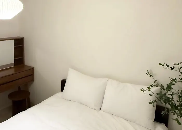 Itaewon Namsan House Free Hanbok Experience For Couples 10-min Walk To Namsan Park 15-min Walk To Noksapyeong Station Apartment