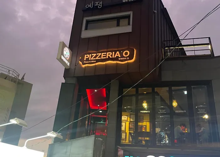 Itaewon Namsan House Free Hanbok Experience For Couples 10-min Walk To Namsan Park 15-min Walk To Noksapyeong Station * Seoul